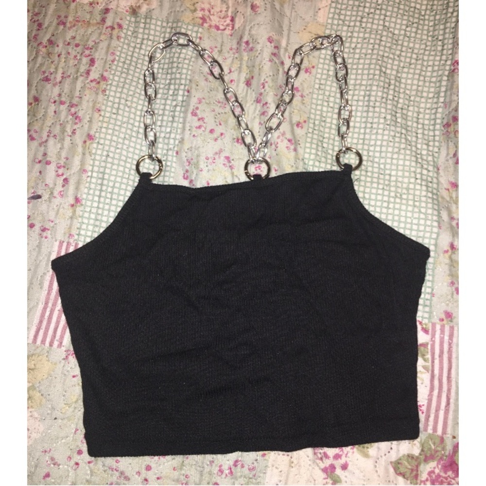 Cropped Tanktop w/ Chain Straps